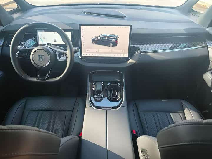 Фото 4 - Zeekr 009