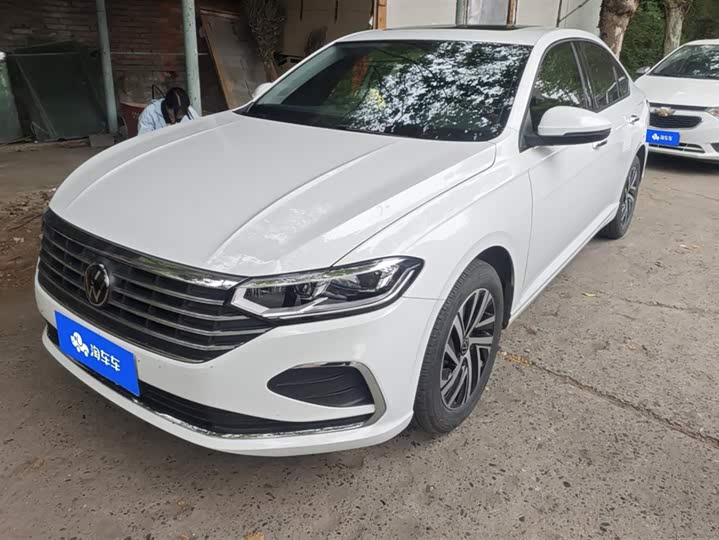 Фото 1 - Volkswagen Lavida