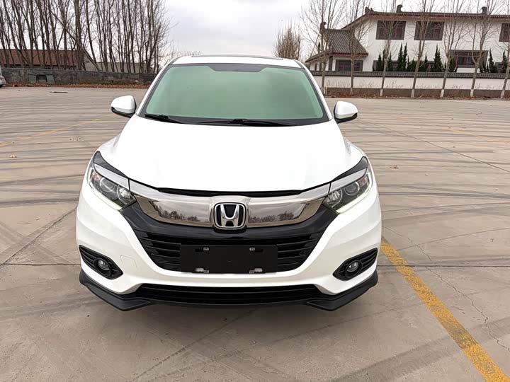 Фото 2 - Honda Vezel