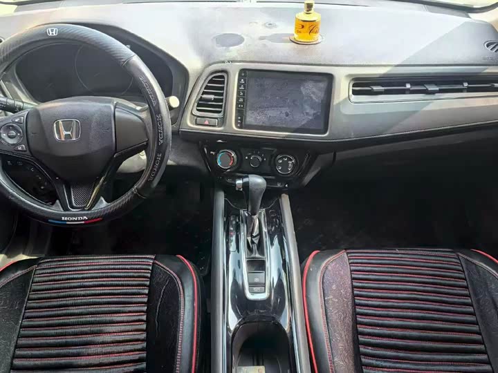 Фото 9 - Honda Vezel