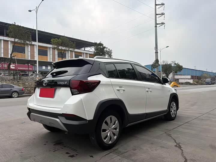 Фото 7 - Toyota Vios