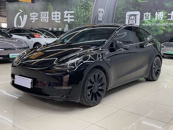 Фото 1 - Tesla Model Y