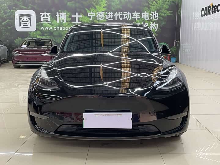 Фото 2 - Tesla Model Y