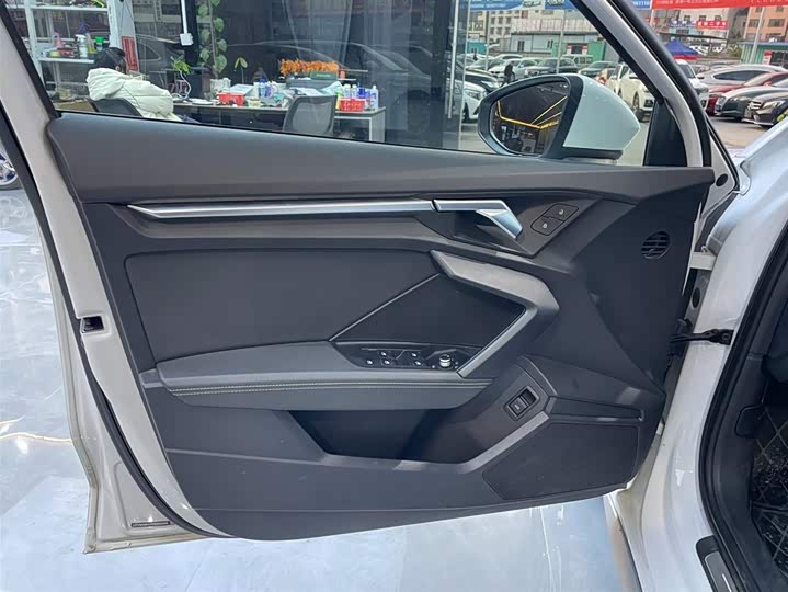 Фото 5 - Audi A3