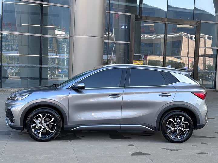 Фото 4 - BYD Yuan Plus