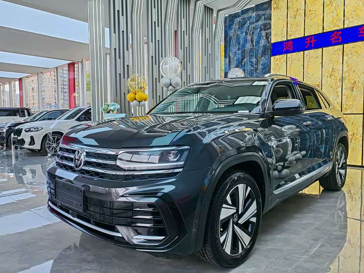 Фото 1 - Volkswagen Teramont X