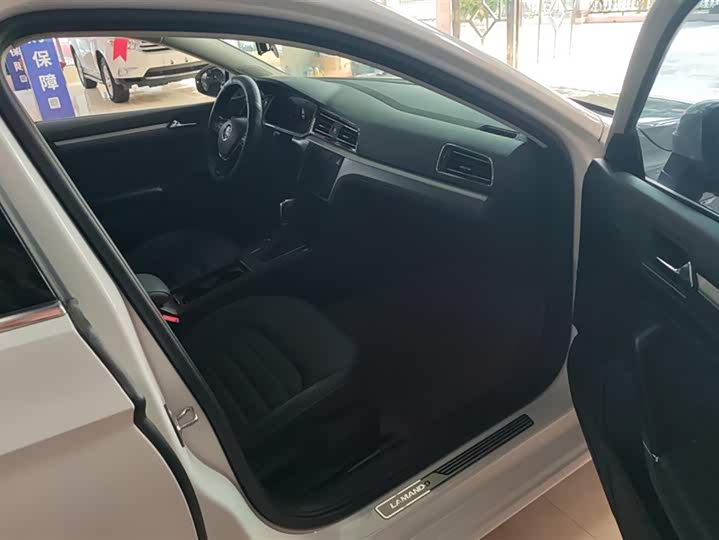 Фото 8 - Volkswagen Lamando L