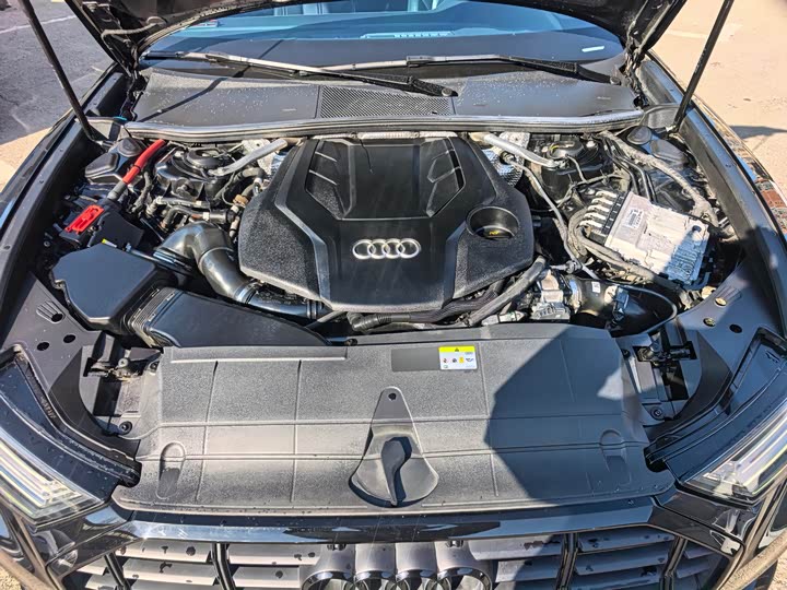 Фото 6 - Audi A6