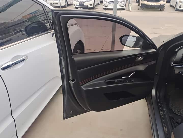 Фото 7 - Hyundai Elantra N line