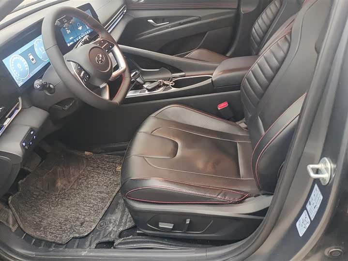 Фото 9 - Hyundai Elantra N line