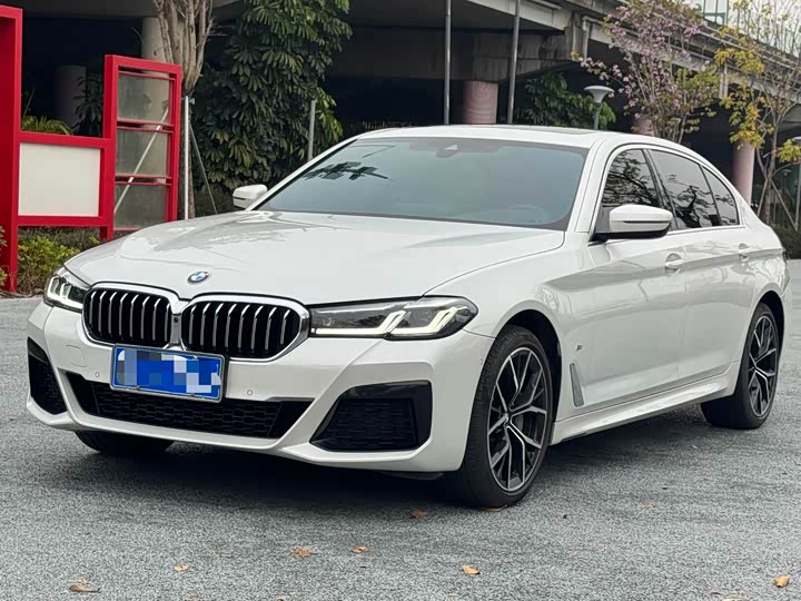 Фото 1 - BMW 5 Series