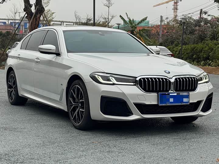 Фото 3 - BMW 5 Series