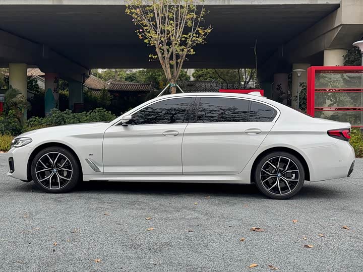 Фото 7 - BMW 5 Series