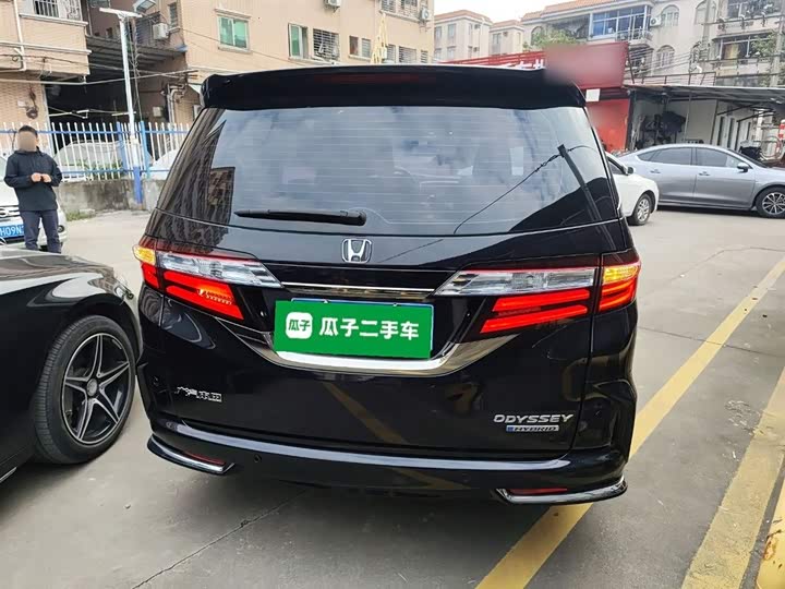 Фото 6 - Honda Odyssey