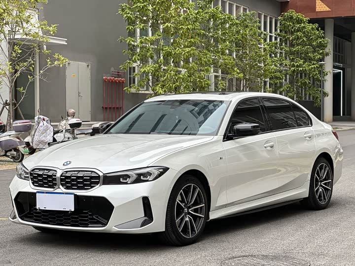 Фото 1 - BMW 3 Series