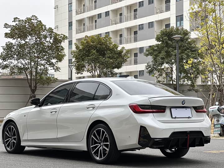 Фото 8 - BMW 3 Series