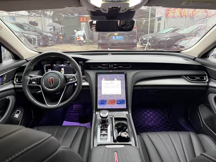 Фото 6 - Hongqi H5