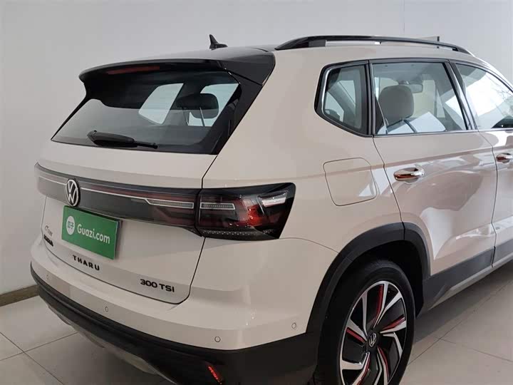 Фото 7 - Volkswagen Tharu