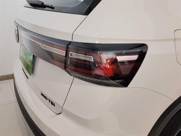 Фото 8 - Volkswagen Tharu