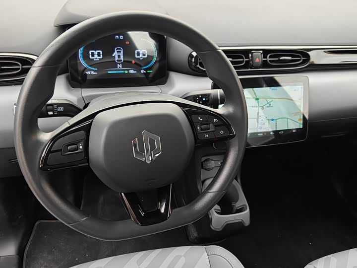 Фото 6 - Leapmotor T03