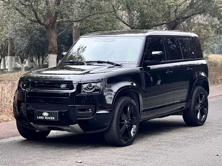 Фото 1 - Land Rover Defender