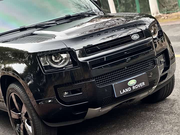 Фото 9 - Land Rover Defender