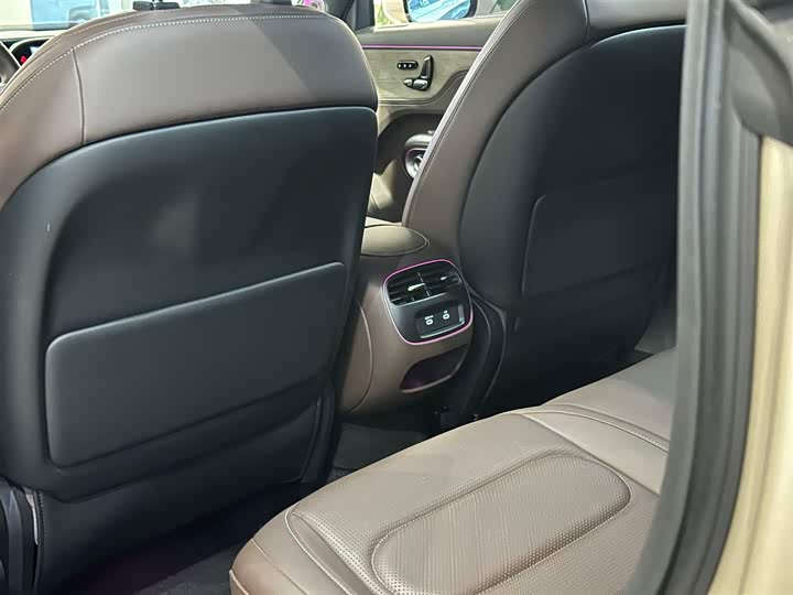 Фото 6 - Smart #5