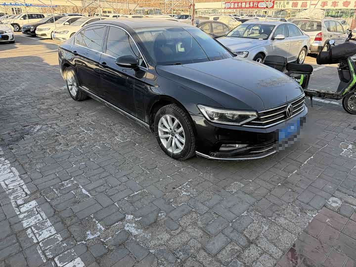 Фото 3 - Volkswagen Magotan