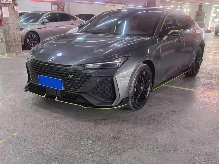 Фото 1 - Changan UNI-V