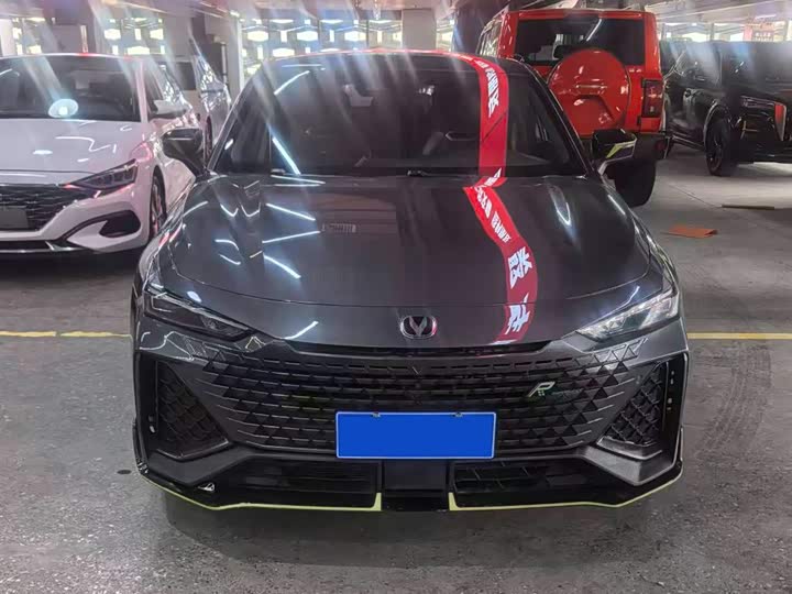 Фото 2 - Changan UNI-V