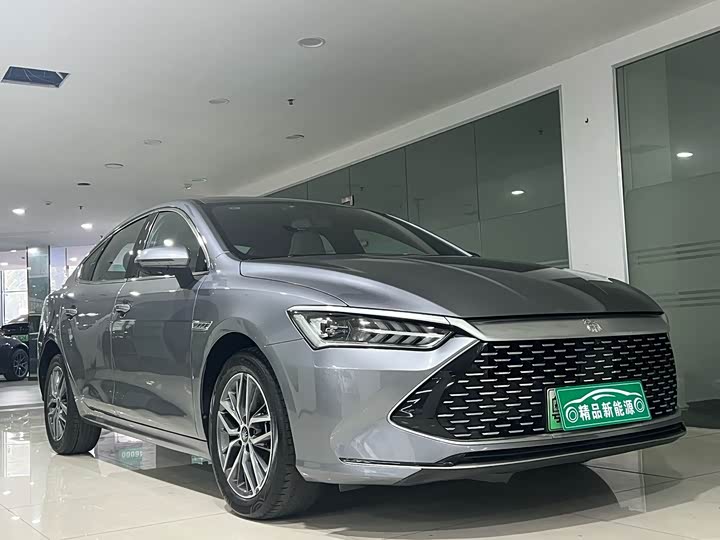 Фото 3 - BYD Qin Plus