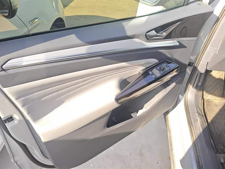 Фото 7 - Volkswagen ID.4 Crozz