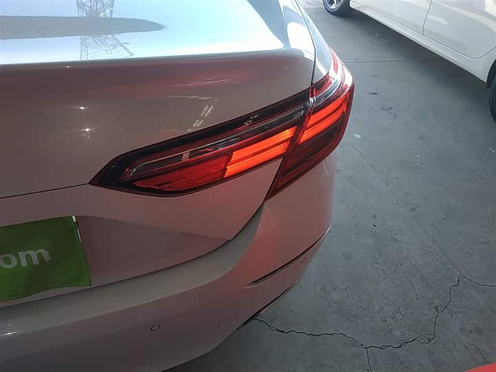 Фото 8 - Honda Inspire