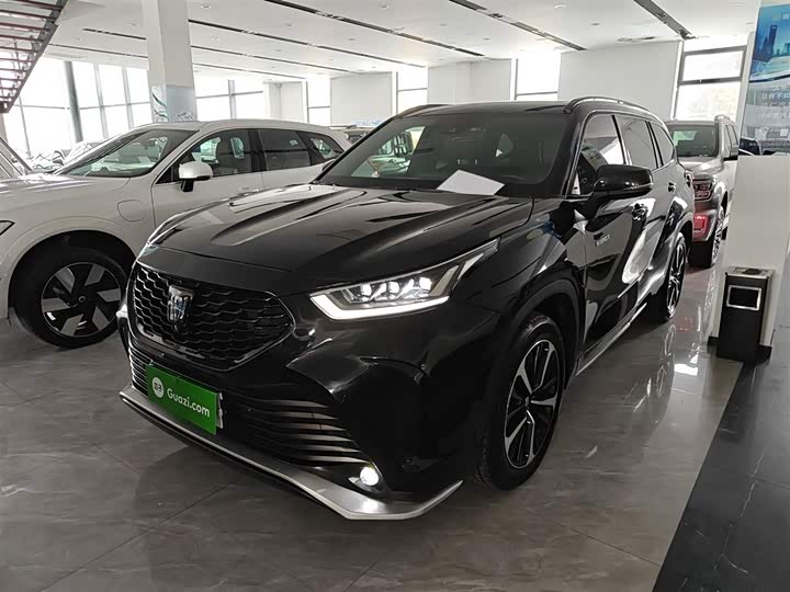 Фото 1 - Toyota Crown Kluger