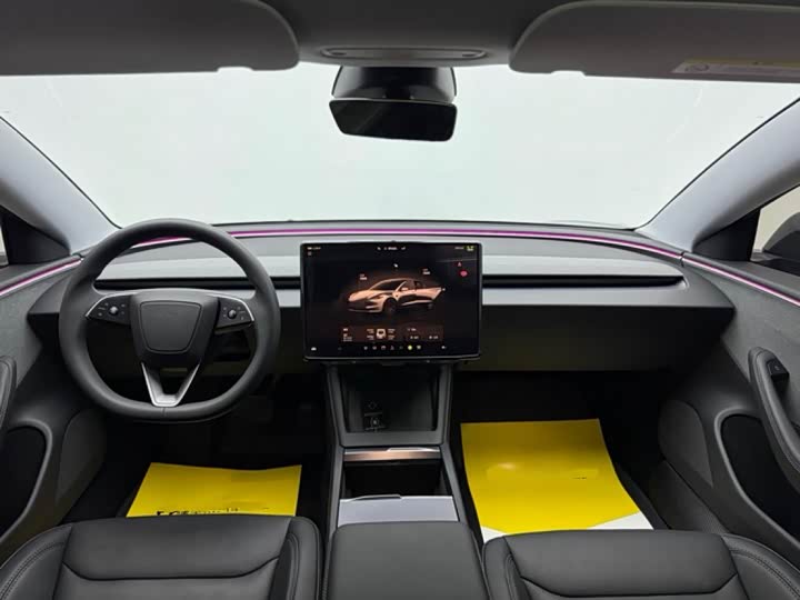 Фото 7 - Tesla Model 3