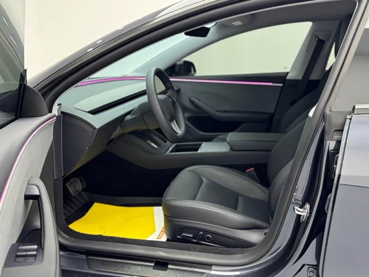 Фото 8 - Tesla Model 3