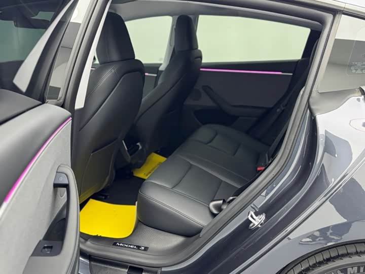 Фото 9 - Tesla Model 3