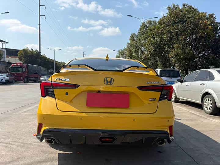 Фото 8 - Honda Integra