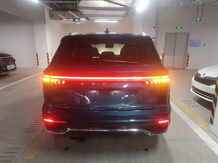 Фото 6 - Geely Monjaro