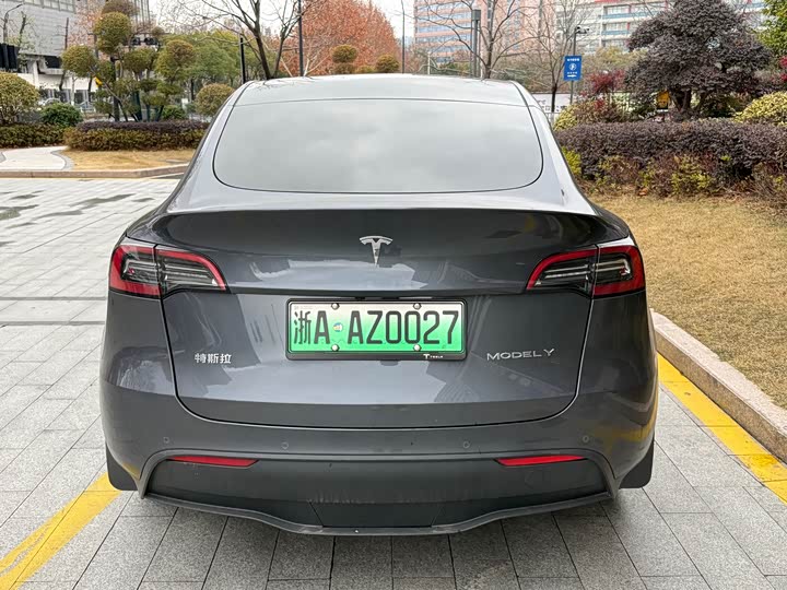 Фото 7 - Tesla Model Y