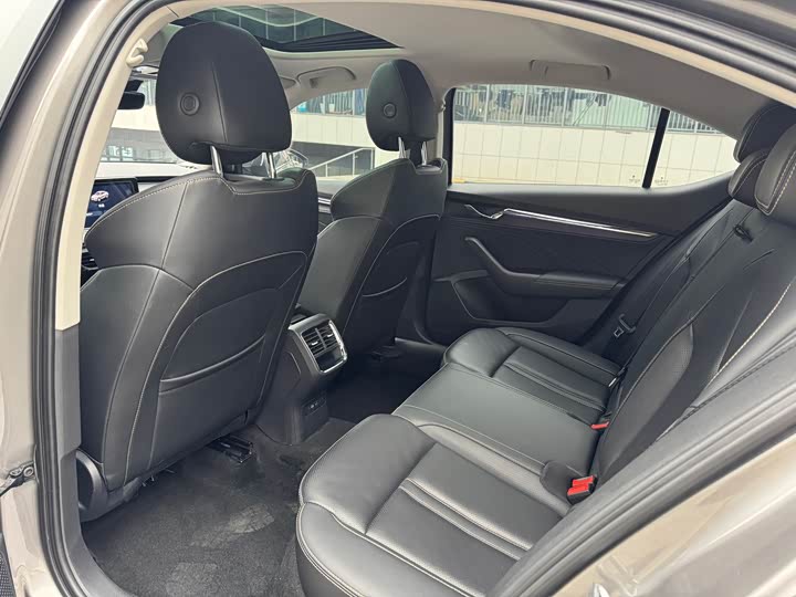 Фото 4 - Skoda Octavia Pro