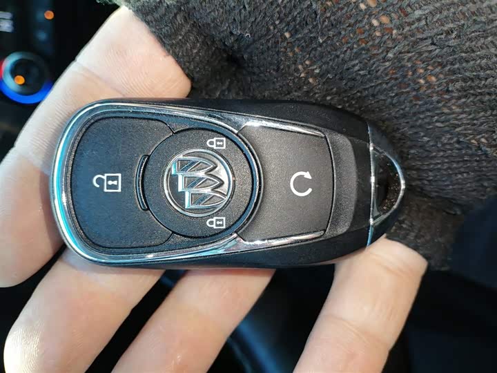 Фото 9 - Buick Velite 6