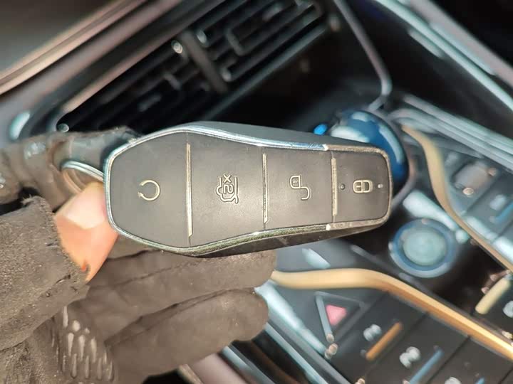 Фото 9 - BYD Frigate 07