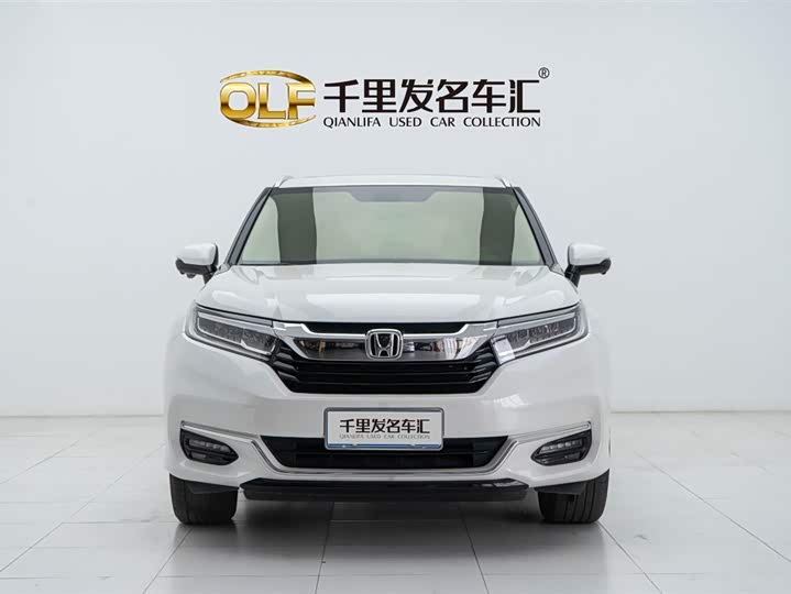 Фото 2 - Honda Avancier