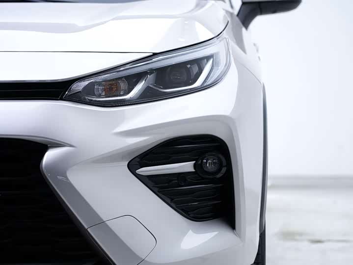 Фото 4 - Toyota Wildlander