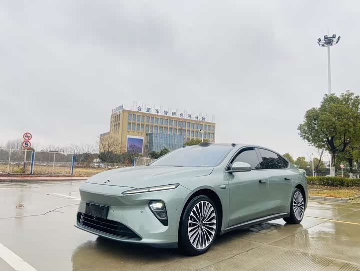 Фото 1 - Nio ET7