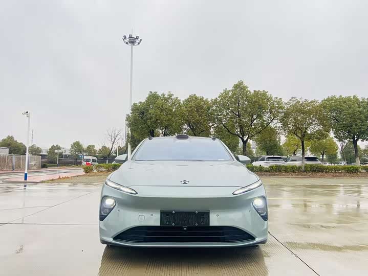 Фото 2 - Nio ET7