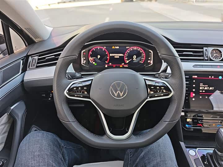 Фото 5 - Volkswagen Magotan