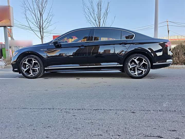 Фото 8 - Volkswagen Magotan