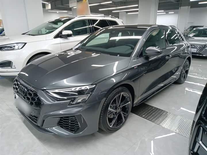 Фото 1 - Audi A3